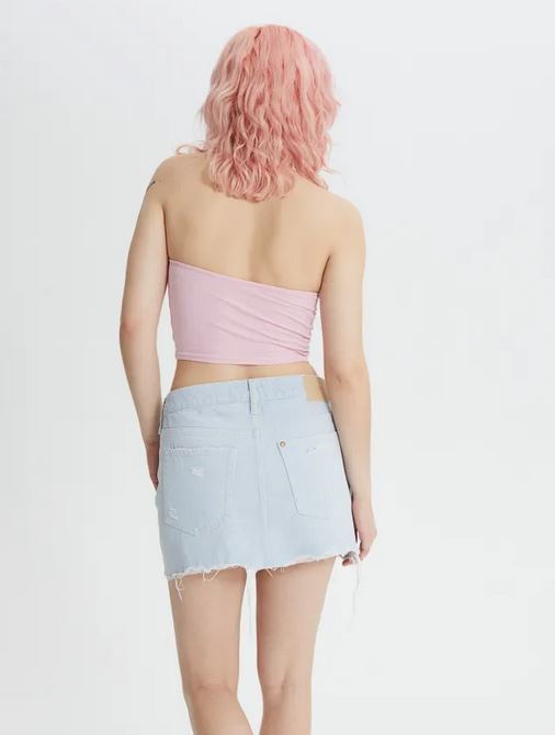 En la moda todo vuelve. Sabemos que es algo c&iacute;clico y por esto nos ponemos ahora ropa de hace algunas d&eacute;cadas. Vemos que regresa la falda m&aacute;s top de los 70 en H&M