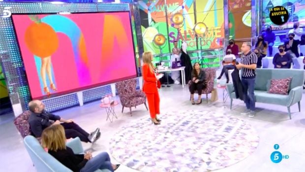 Bel&eacute;n Esteban en el plat&oacute; de 'S&aacute;lvame'./Telecinco