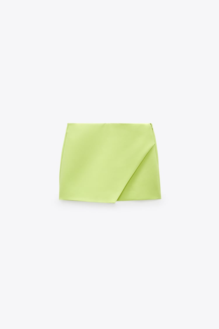 Zara estrena una nueva secci&oacute;n y esta son nuestras prendas favoritas
