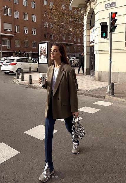 Las zapatillas New Balance m&aacute;s ponibles entre las influencers