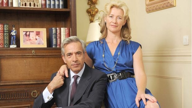 Imanol Arias y Ana Duato en 'Cu&eacute;ntame' / Gtres