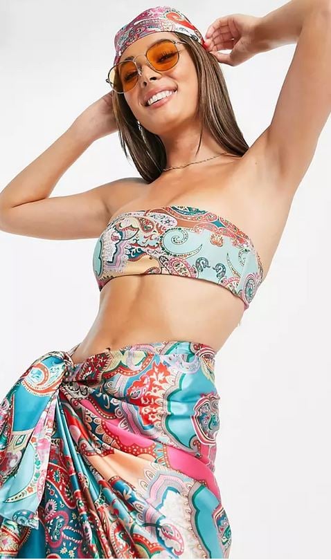 Esta web siempre sorprende por la cantidad de prendas que nos ofrece. Ahora hemos visto el pareo y pa&ntilde;uelo de Asos, que adem&aacute;s est&aacute; a menor precio en oferta.