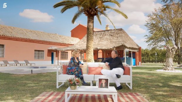 Ainhoa Arteta en 'Mi casa es la tuya'./ Telecinco