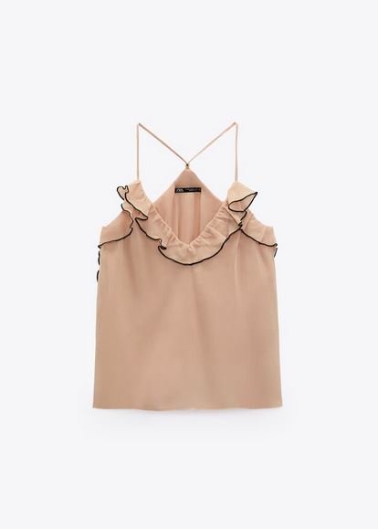 El conjunto de camisa y falda de volantes de Zara para un estilo rom&aacute;ntico