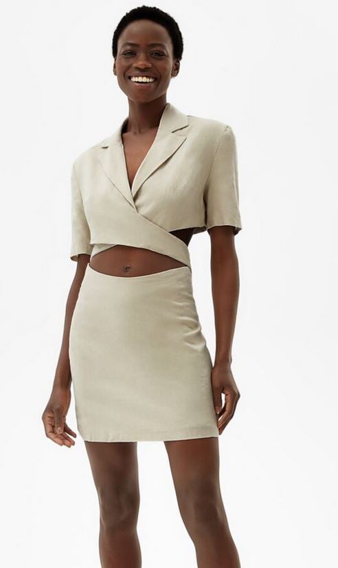 El vestido de Bershka para ense&ntilde;ar el ombligo y marcar cintura