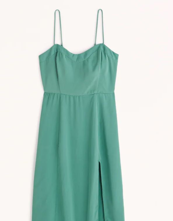 El vestido con abertura en la pierna de Abercrombie que ser&aacute; una tendencia de verano