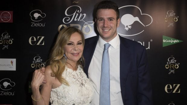 Ana Obreg&oacute;n junto a su hijo, &Aacute;lex Lequio / Gtres