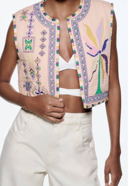 El chaleco de Zara que va a necesitar María Pombo en su vestidor