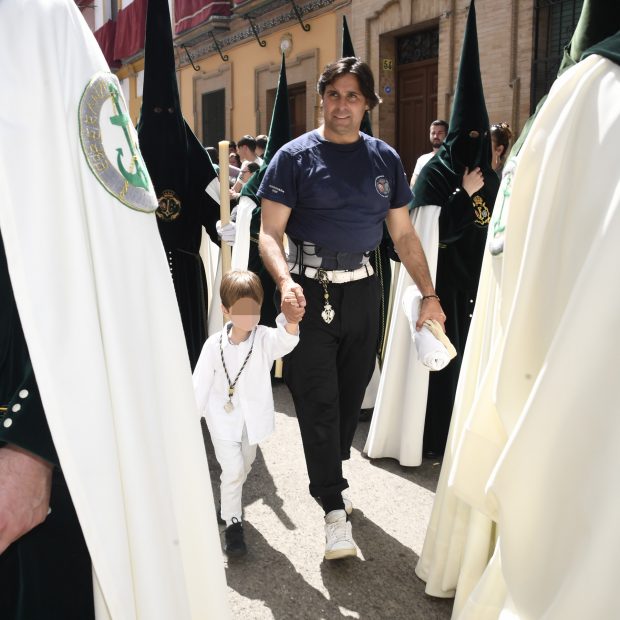 Francisco Rivera y su hijo en Semana Santa / Gtres