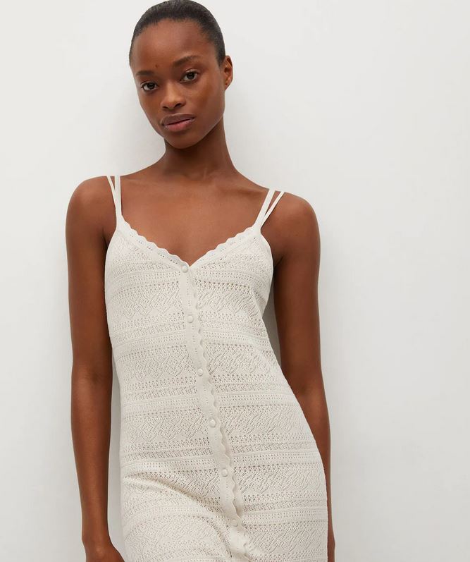 El vestido de crochet de Mango Outlet que vas a agradecer tener en verano