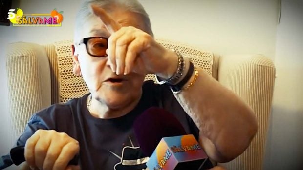 Loli, 'la quiosquera hablando para 'S&aacute;lvame' / 'S&aacute;lvame'