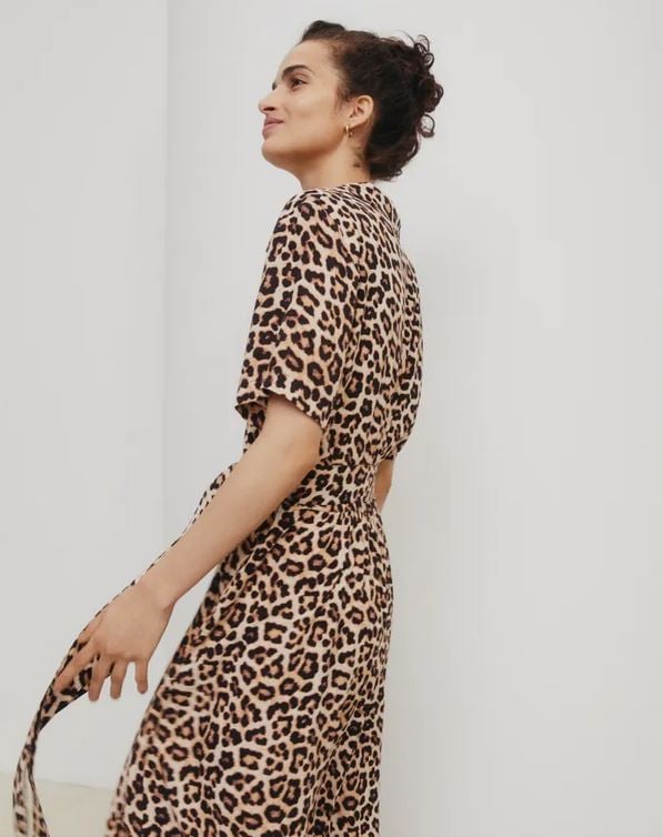 El vestido camisero y floral de H&M m&aacute;s asequible y c&oacute;modo