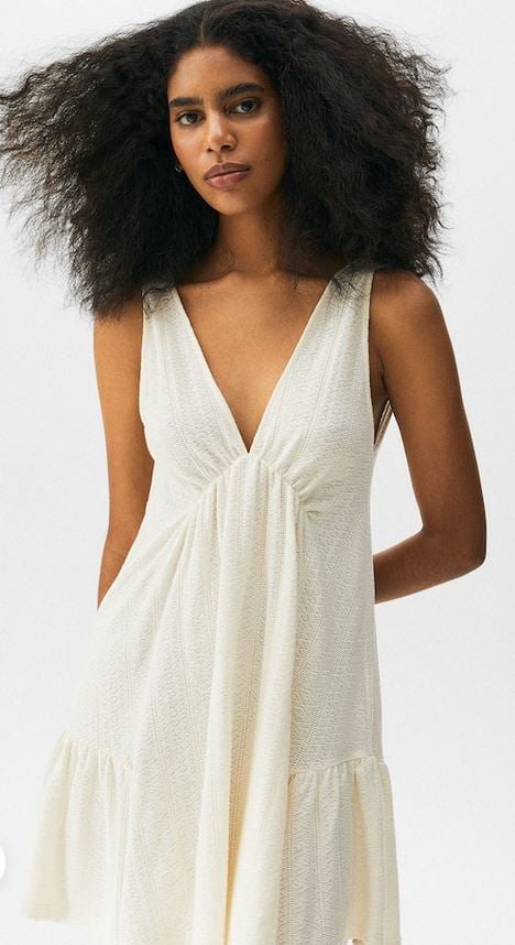 El vestido que queda bien a todas est&aacute; en Pull&Bear