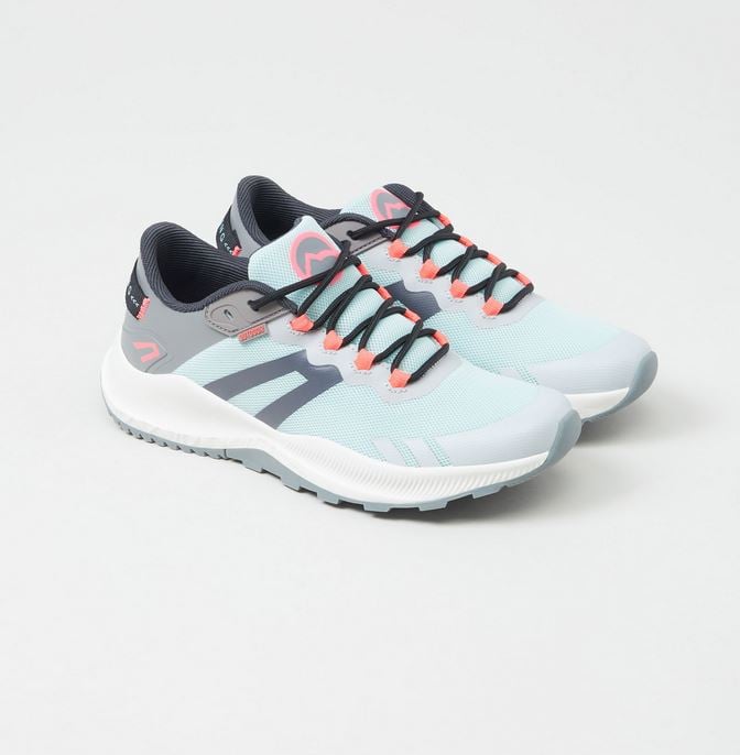 Las coloridas zapatillas de Lefties perfectas para salir a pasear