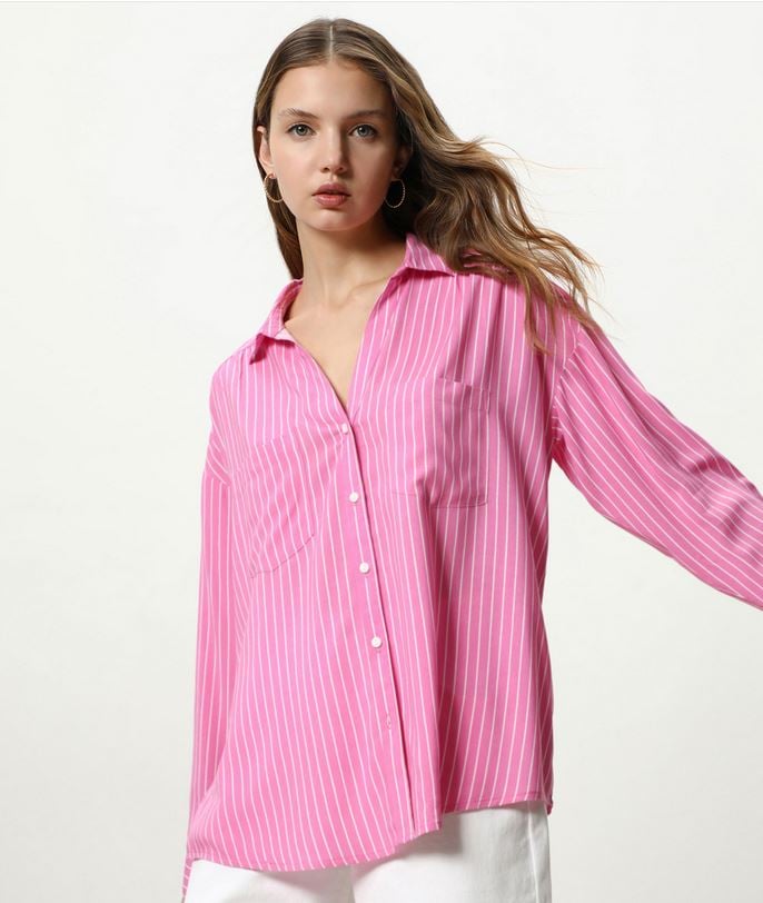 La camisa de Lefties por 10 euros para salvarte el look para la oficina