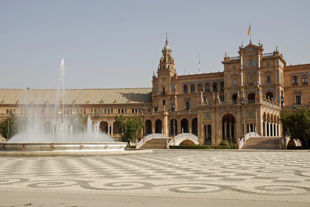 Plaza de Espa&ntilde;a en Sevilla / Gtres
