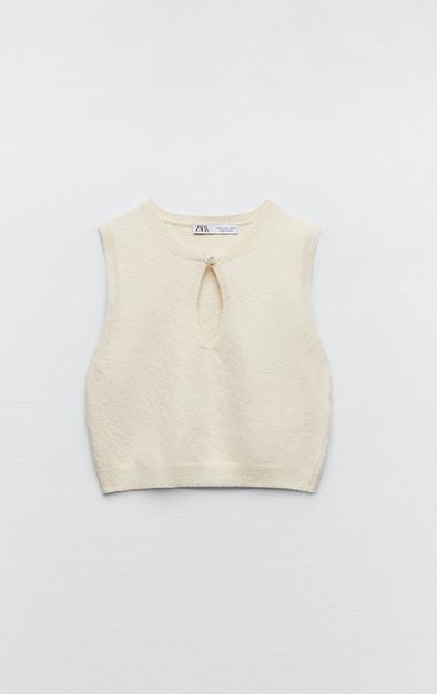 El top de punto de Zara para combinar con uno pantal&oacute;n de talle alto