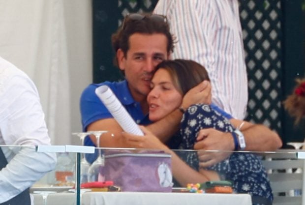 Laura Matamoros junto a un hombre en la h&iacute;pica / Gtres