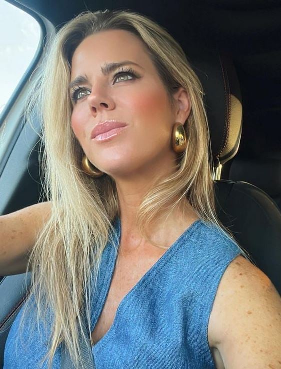 Los pendientes de aro grande de Mango id&eacute;nticos a los favoritos de Amelia Bono