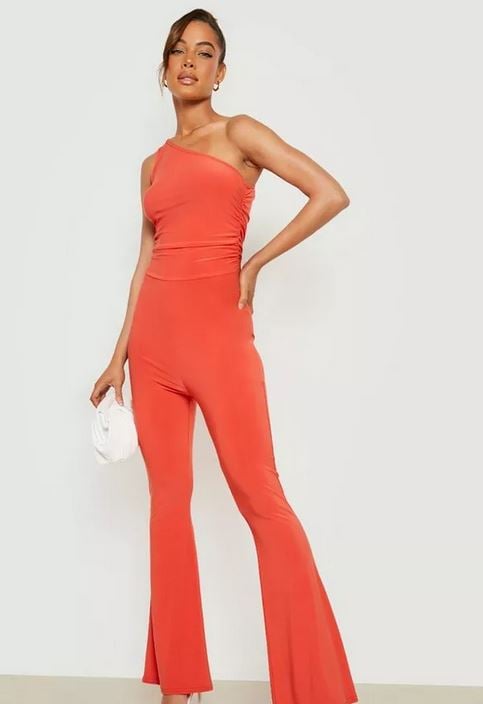 El mono de Boohoo que te puede salvar el look en cualquier momento del a&ntilde;o