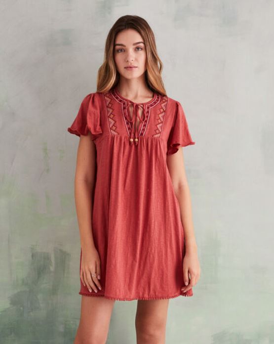 El vestido rojo de Women'secret para un plan tranquilo