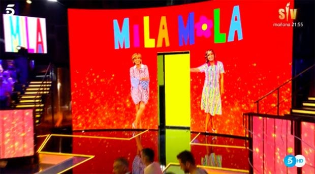&Aacute;gatha Ruiz de la Prada rinde homenaje a Mila Xim&eacute;nez / Telecinco
