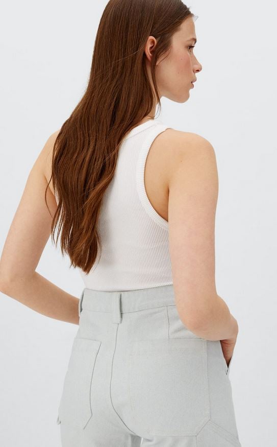 Stradivarius lanza la nueva colecci&oacute;n de ropa reciclada y te encantar&aacute;n sus shorts
