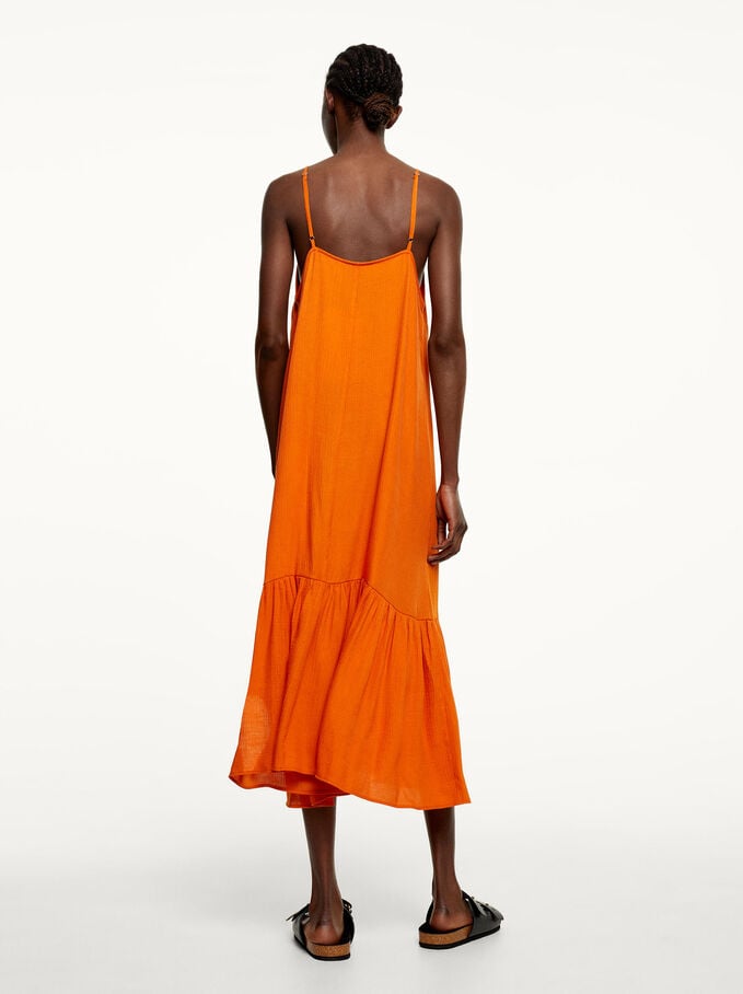 Vuelve el naranja: el vestido m&aacute;s llamativo para verano es de Parfois