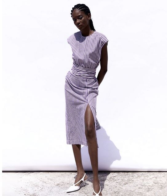 El vestido con lazada de Sfera para un d&iacute;a de trabajo y cena