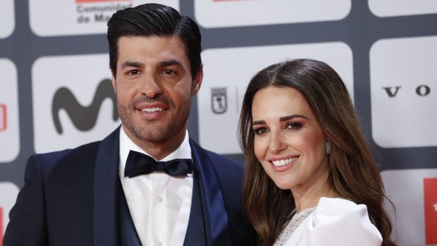 Paula Echevarr&iacute;a y Miguel Torres en un photocall / Gtres