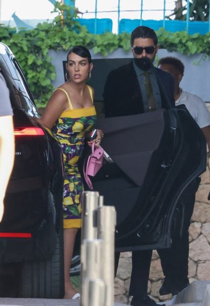 Georgina Rodr&iacute;guez en su llegada a Ibiza / Gtres