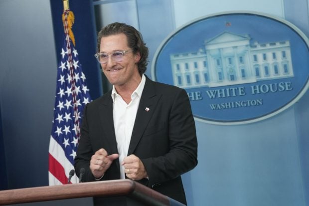 Matthew McConaughey pronunciando un discurso / Gtres