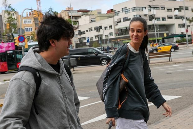 Victoria Federica y Jorge B&aacute;rcenas en actitud cari&ntilde;osa / Gtres