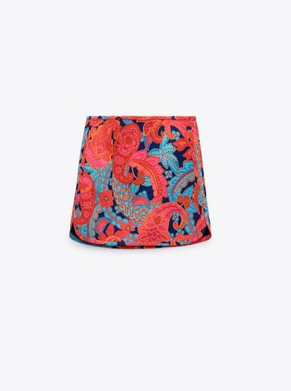La falda de Zara que parece de alta costura