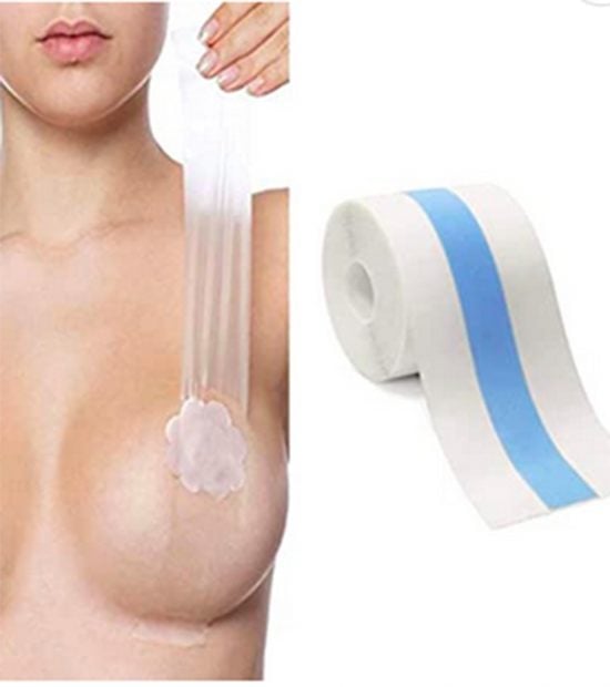 Cinta adhesiva de Amazon para el pecho / Amazon