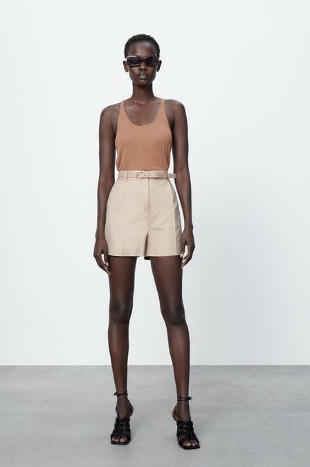 Las bermudas de Zara ideales para ir a la oficina y lo puedes tener en 3 colores