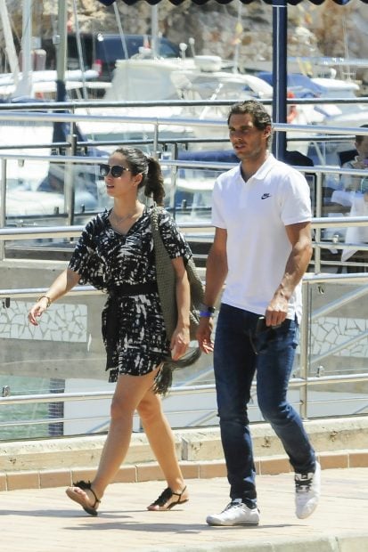 Rafa Nadal y Mery Perell&oacute; paseando por Mallorca / Gtres