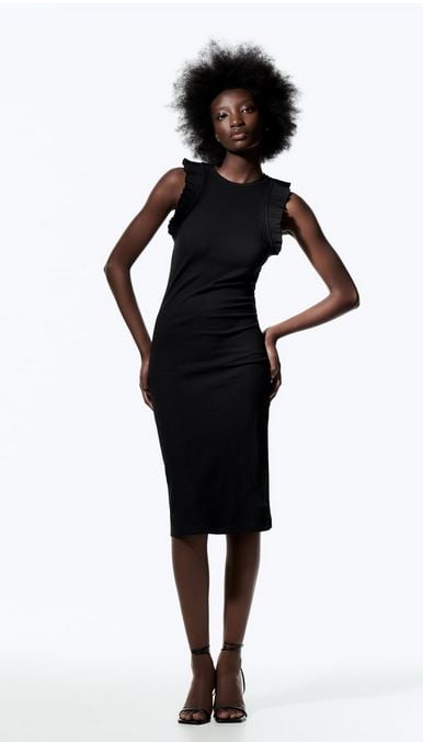 El vestido con volantes de Zara que es una ganga y que querr&aacute;s en sus 4 colores