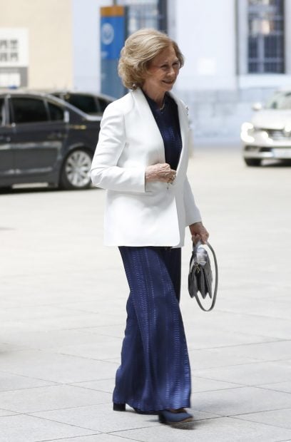 Do&ntilde;a Sof&iacute;a llegando a su &uacute;ltimo acto en Madrid / Gtres