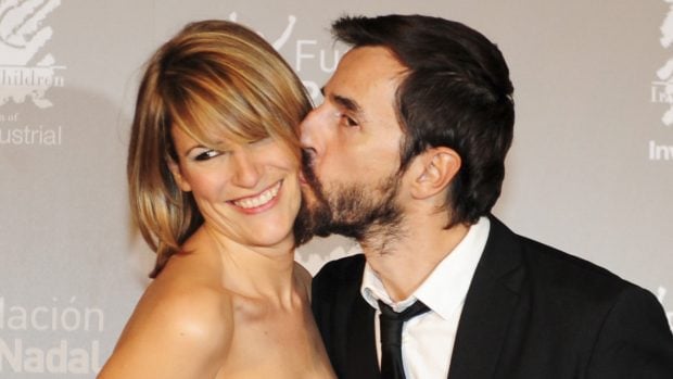Rosa Olucha y Santi Mill&aacute;n en un photocall / Gtres