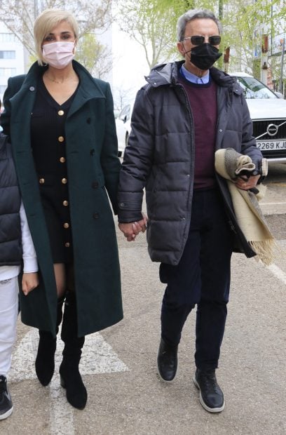 Ana Mar&iacute;a Ald&oacute;n y Ortega Cano paseando / Gtres