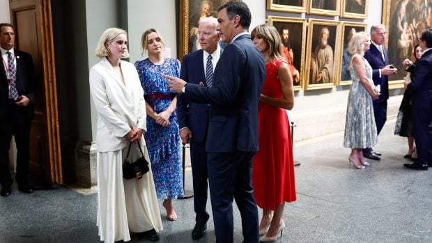 Joe Biden, sus nietas, Bego&ntilde;a G&oacute;mez y Pedro S&aacute;nchez / Gtres