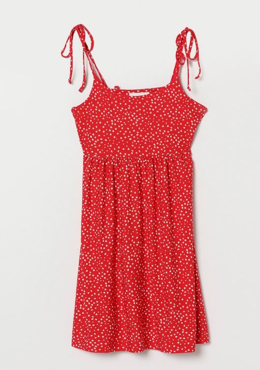 El vestido de tirantes de Lefties que querr&aacute;s en rojo y blanco