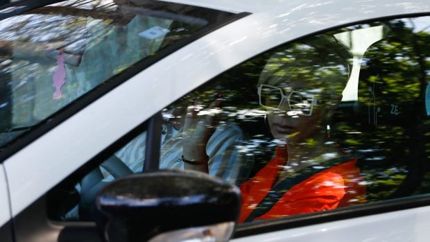 Ana Mar&iacute;a Ald&oacute;n en coche / Gtres