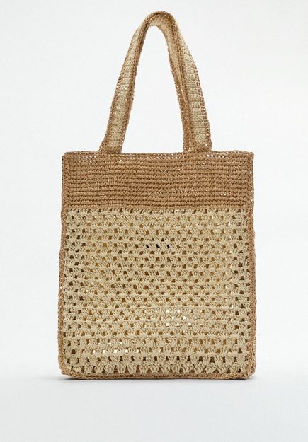 El bolso shopper de Zara por menos de 20 euros para los outfits veraniegos