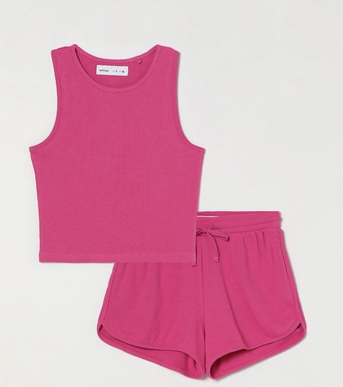 El short y camiseta de Lefties para un look deportivo y por menos de 10 euros