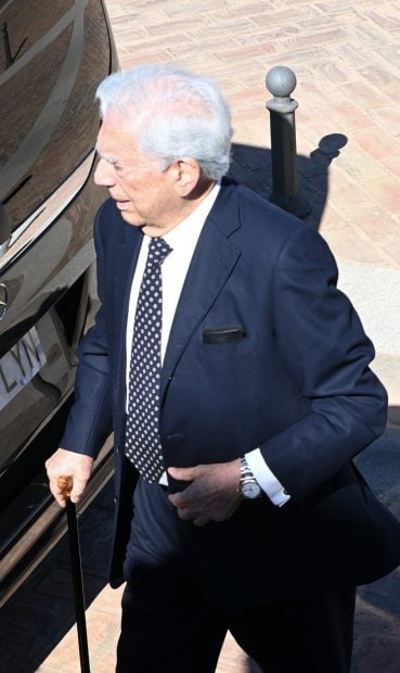 Mario Vargas Llosa en la boda de &Aacute;lvaro Castillejo / Gtres