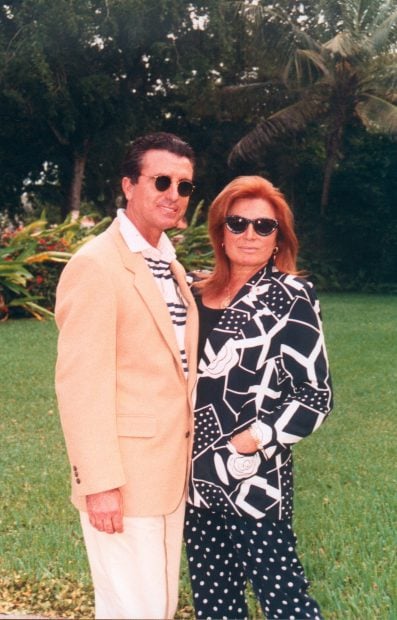 Ortega Cano y Roc&iacute;o Jurado posando / Gtres