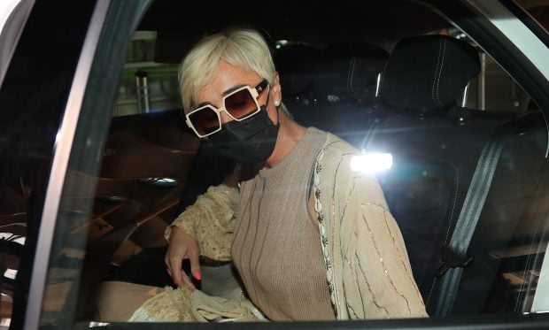 Ana Mar&iacute;a Ald&oacute;n en el aeropuerto de Madrid / Gtres
