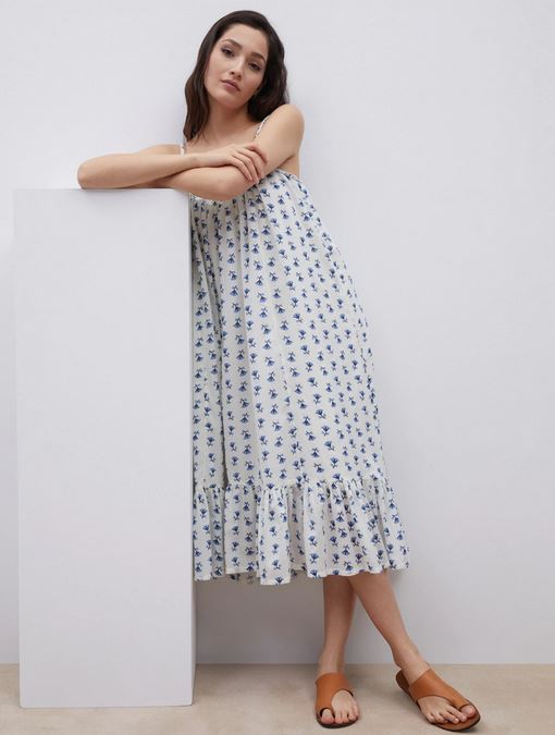 El vestido midi de El Corte Ingl&eacute;s con vuelos para tus paseos m&aacute;s renovadores